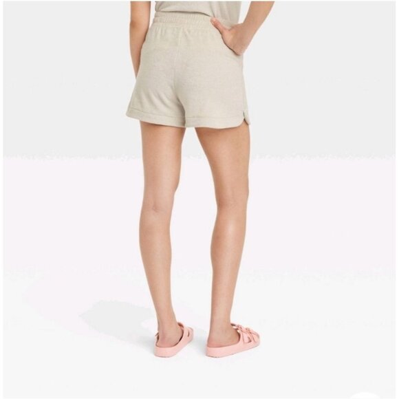 A New Day womens shorts plus sz 4X mid waist cream/tan color  Terrycloth Pull on - Picture 3 of 9